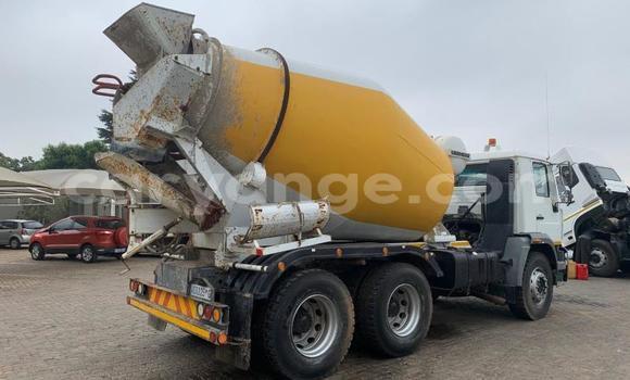 Acheter Occasion Utilitaire Man M2000 Blanc à Windhoek, Namibie Acheter Occasion Utilitaire Man M2000 Blanc à Windhoek, Namibie