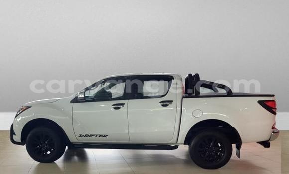 Acheter Occasion Voiture Mazda BT-50 Blanc à Windhoek, Namibie Acheter Occasion Voiture Mazda BT-50 Blanc à Windhoek, Namibie