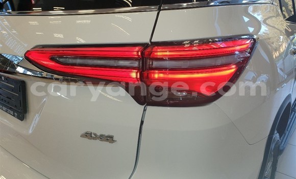 Buy Used Toyota Fortuner White Car in Karasburg in Karas Buy Used Toyota Fortuner White Car in Karasburg in Karas