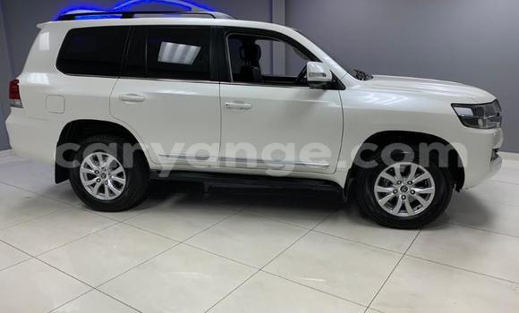 Buy Used Toyota Land Cruiser White Car in Henties Bay in Erongo Buy Used Toyota Land Cruiser White Car in Henties Bay in Erongo