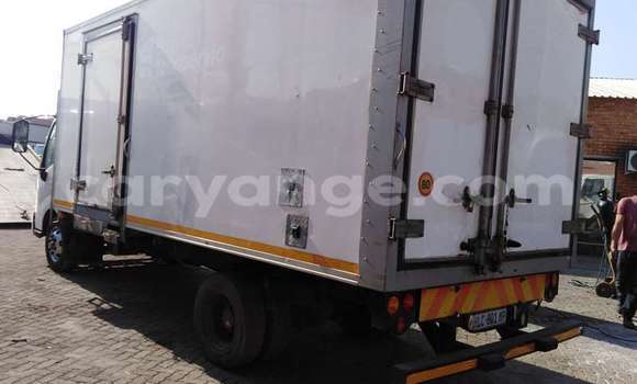 Buy Used Hino 300 Series White Truck in Windhoek in Namibia Buy Used Hino 300 Series White Truck in Windhoek in Namibia