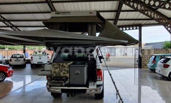 Buy Used Toyota Hilux White Car in Aranos in Hardap Buy Used Toyota Hilux White Car in Aranos in Hardap