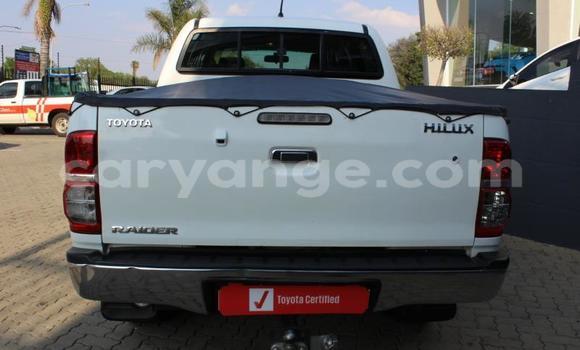 Buy Used Toyota Hilux White Car in Karasburg in Karas Buy Used Toyota Hilux White Car in Karasburg in Karas