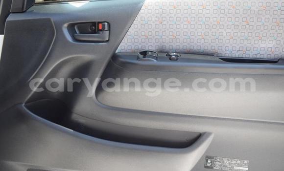 Buy Used Toyota Hi Ace White Car in Windhoek in Namibia Buy Used Toyota Hi Ace White Car in Windhoek in Namibia