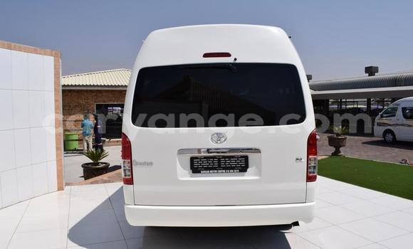 Buy Used Toyota Hi Ace White Car in Windhoek in Namibia Buy Used Toyota Hi Ace White Car in Windhoek in Namibia