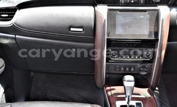 Acheter Occasion Voiture Toyota Fortuner Beige à Windhoek, Namibie Acheter Occasion Voiture Toyota Fortuner Beige à Windhoek, Namibie