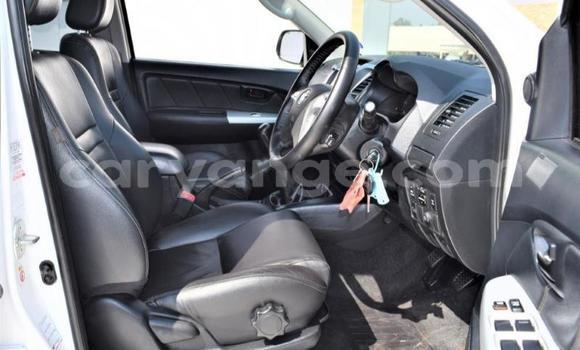 Acheter Occasion Voiture Toyota Hilux Blanc à Windhoek, Namibie Acheter Occasion Voiture Toyota Hilux Blanc à Windhoek, Namibie