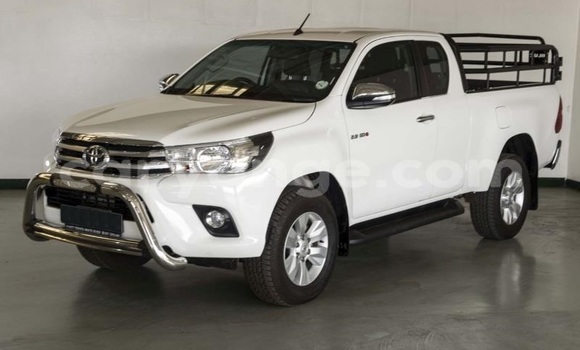 Buy Used Toyota Hilux White Car in Windhoek in Namibia Buy Used Toyota Hilux White Car in Windhoek in Namibia