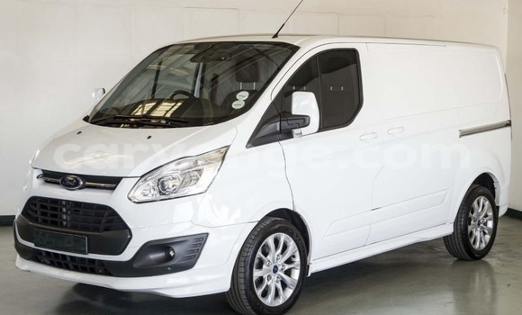 Buy Used Ford Tourneo Custom White Car in Windhoek in Namibia Buy Used Ford Tourneo Custom White Car in Windhoek in Namibia