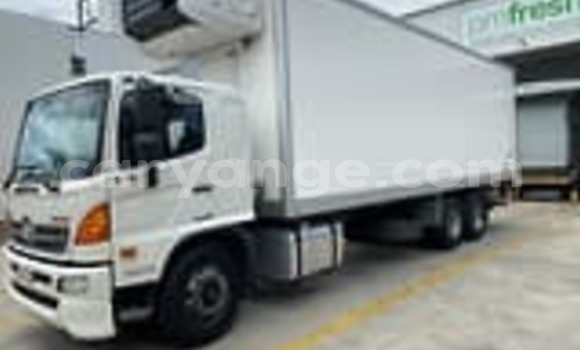 Buy Used Hino 300 Series White Truck in Windhoek in Namibia Buy Used Hino 300 Series White Truck in Windhoek in Namibia