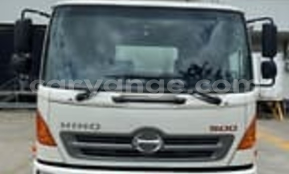 Buy Used Hino 300 Series White Truck in Windhoek in Namibia Buy Used Hino 300 Series White Truck in Windhoek in Namibia