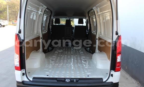 Buy Used Toyota Grand HiAce White Car in Windhoek in Namibia Buy Used Toyota Grand HiAce White Car in Windhoek in Namibia