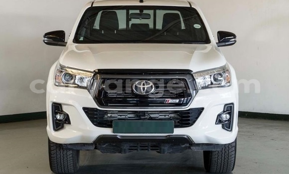 Buy Used Toyota Hilux White Car in Arandis in Kunene Buy Used Toyota Hilux White Car in Arandis in Kunene