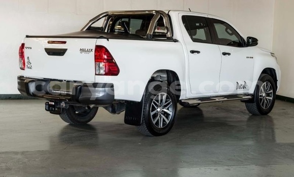 Buy Used Toyota Hilux White Car in Arandis in Kunene Buy Used Toyota Hilux White Car in Arandis in Kunene