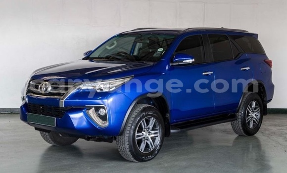 Buy Used Toyota Fortuner Blue Car in Grootfontein in Namibia