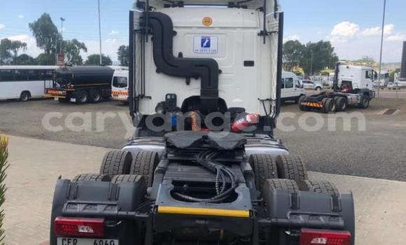 Buy Used Scania R470 White Truck in Henties Bay in Erongo Buy Used Scania R470 White Truck in Henties Bay in Erongo