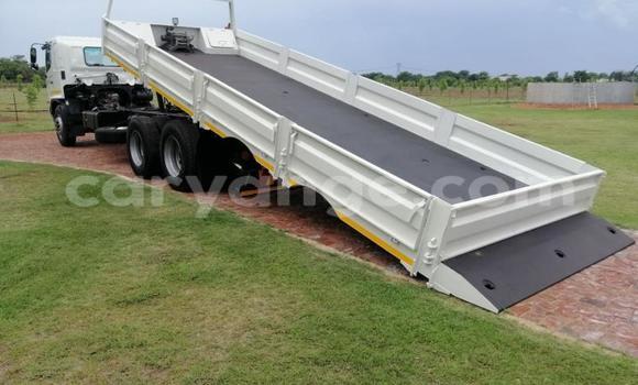 Buy Used Hino 300 Series White Truck in Windhoek in Namibia Buy Used Hino 300 Series White Truck in Windhoek in Namibia