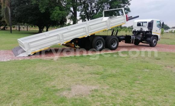 Buy Used Hino 300 Series White Truck in Windhoek in Namibia Buy Used Hino 300 Series White Truck in Windhoek in Namibia