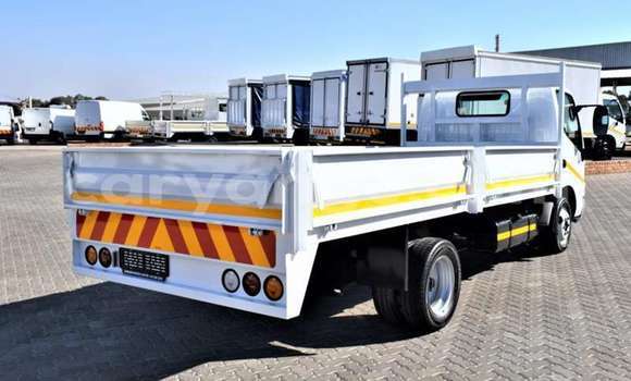 Buy Used Toyota Dyna White Truck in Windhoek in Namibia Buy Used Toyota Dyna White Truck in Windhoek in Namibia