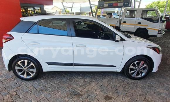 Buy Used Hyundai I20 White Car in Windhoek in Namibia Buy Used Hyundai I20 White Car in Windhoek in Namibia