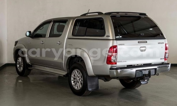 Buy Used Toyota Hilux Beige Car in Windhoek in Namibia Buy Used Toyota Hilux Beige Car in Windhoek in Namibia
