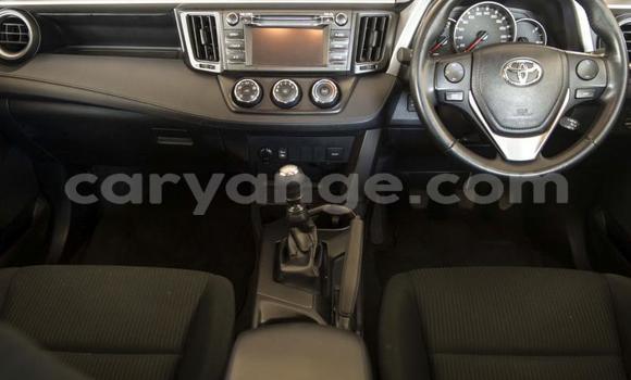 Acheter Occasion Voiture Toyota RAV4 Blanc à Windhoek, Namibie Acheter Occasion Voiture Toyota RAV4 Blanc à Windhoek, Namibie