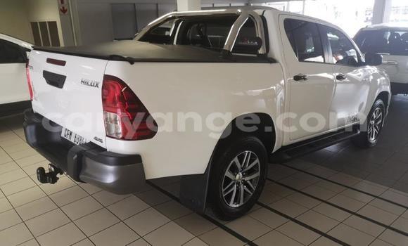Buy Used Toyota Hilux White Car in Mariental in Namibia Buy Used Toyota Hilux White Car in Mariental in Namibia