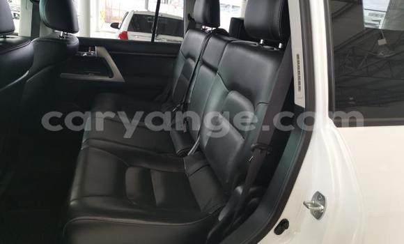 Buy Used Toyota Land Cruiser White Car in Swakopmund in Namibia Buy Used Toyota Land Cruiser White Car in Swakopmund in Namibia