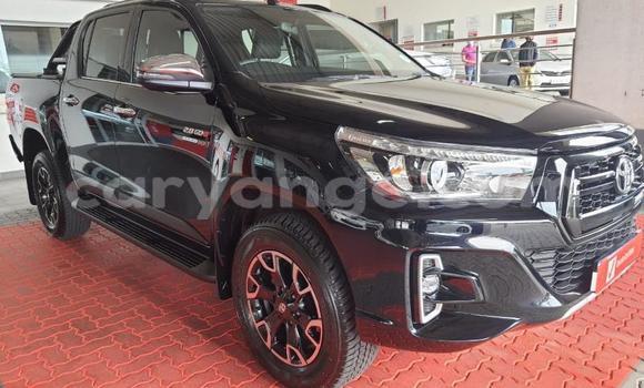 Buy Used Toyota Hilux Black Car in Karasburg in Karas