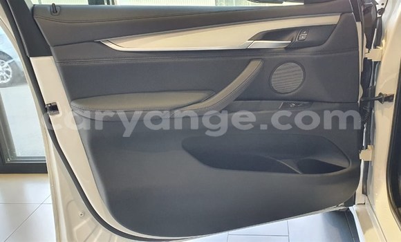 Acheter Occasion Voiture BMW X6 Blanc à Grootfontein, Namibie Acheter Occasion Voiture BMW X6 Blanc à Grootfontein, Namibie