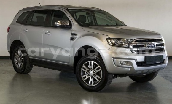 Buy Used Ford Everest Silver Car in Windhoek in Namibia Buy Used Ford Everest Silver Car in Windhoek in Namibia