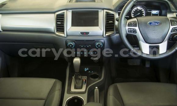 Buy Used Ford Everest Silver Car in Windhoek in Namibia Buy Used Ford Everest Silver Car in Windhoek in Namibia