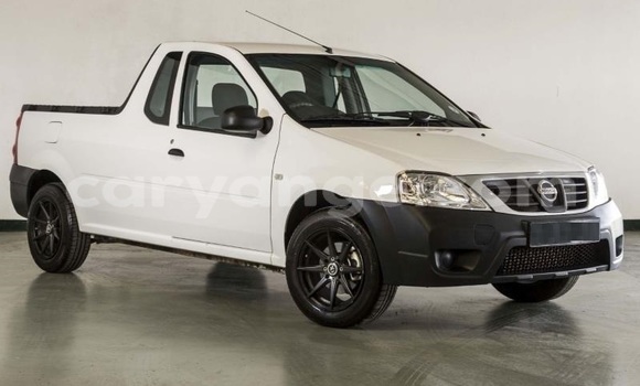 Buy Used Nissan NP 300 White Car in Windhoek in Namibia
