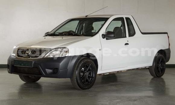 Buy Used Nissan NP 300 White Car in Windhoek in Namibia Buy Used Nissan NP 300 White Car in Windhoek in Namibia