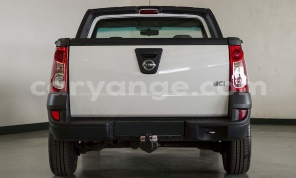 Buy Used Nissan NP 300 White Car in Windhoek in Namibia Buy Used Nissan NP 300 White Car in Windhoek in Namibia