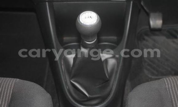 Buy Used Toyota Yaris White Car in Oshikango in Ohangwena Buy Used Toyota Yaris White Car in Oshikango in Ohangwena