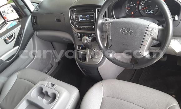 Buy Used Hyundai H1 Silver Car in Gobabis in Omaheke Buy Used Hyundai H1 Silver Car in Gobabis in Omaheke