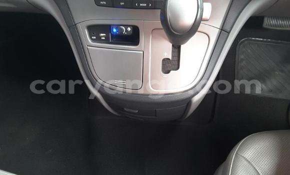 Buy Used Hyundai H1 Silver Car in Gobabis in Omaheke Buy Used Hyundai H1 Silver Car in Gobabis in Omaheke