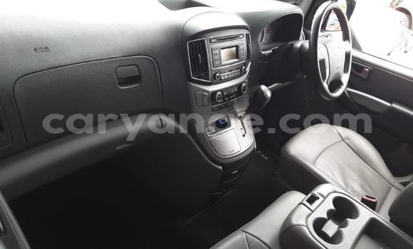 Buy Used Hyundai H1 Silver Car in Gobabis in Omaheke Buy Used Hyundai H1 Silver Car in Gobabis in Omaheke