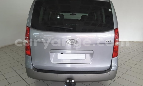 Buy Used Hyundai H1 Silver Car in Gobabis in Omaheke Buy Used Hyundai H1 Silver Car in Gobabis in Omaheke