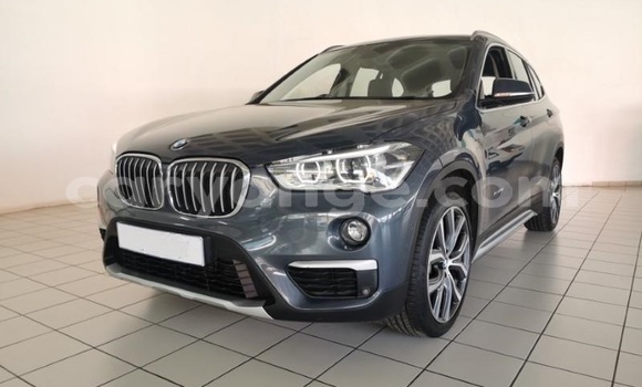 Acheter Occasion Voiture BMW X1 Bleu à Windhoek, Namibie Acheter Occasion Voiture BMW X1 Bleu à Windhoek, Namibie