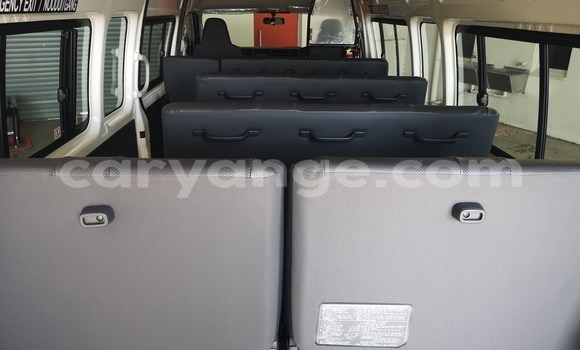 Acheter Occasion Utilitaire Toyota HiAce Autre à Gobabis, Omaheke Acheter Occasion Utilitaire Toyota HiAce Autre à Gobabis, Omaheke