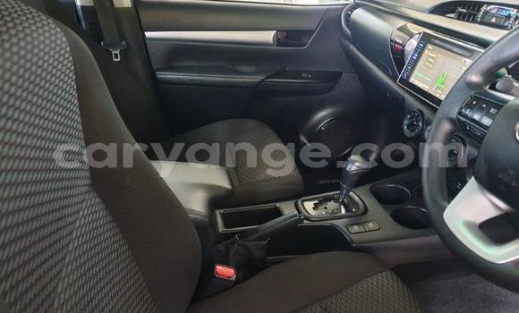 Acheter Occasion Voiture Toyota Hilux Gris à Karasburg, Karas Acheter Occasion Voiture Toyota Hilux Gris à Karasburg, Karas