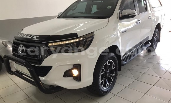 Buy Used Toyota Hilux White Car in Karasburg in Karas Buy Used Toyota Hilux White Car in Karasburg in Karas