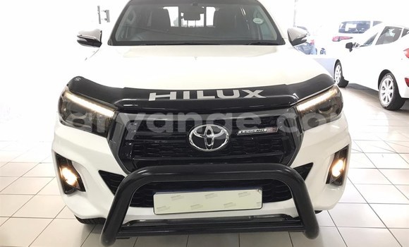 Acheter Occasion Voiture Toyota Hilux Blanc à Karasburg, Karas Acheter Occasion Voiture Toyota Hilux Blanc à Karasburg, Karas