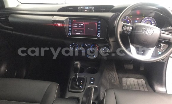 Acheter Occasion Voiture Toyota Hilux Blanc à Karasburg, Karas Acheter Occasion Voiture Toyota Hilux Blanc à Karasburg, Karas