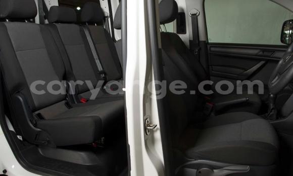 Acheter Occasion Voiture Volkswagen Caddy Blanc à Okahandja, Namibie Acheter Occasion Voiture Volkswagen Caddy Blanc à Okahandja, Namibie