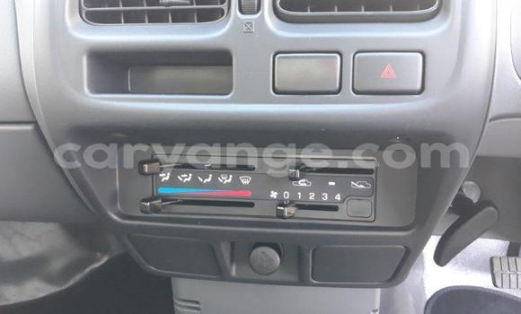 Buy Used Nissan NP 300 White Car in Gobabis in Omaheke Buy Used Nissan NP 300 White Car in Gobabis in Omaheke