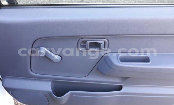 Buy Used Nissan NP 300 White Car in Gobabis in Omaheke Buy Used Nissan NP 300 White Car in Gobabis in Omaheke