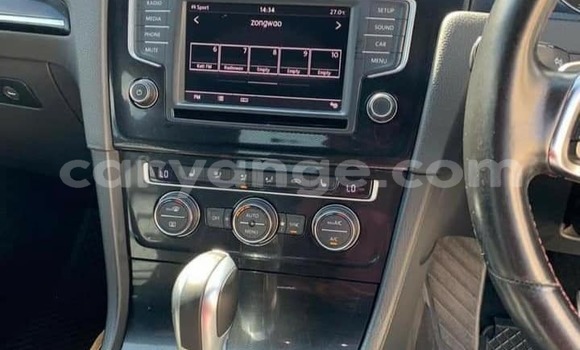 Buy Used Volkswagen Golf White Car in Arandis in Kunene Buy Used Volkswagen Golf White Car in Arandis in Kunene